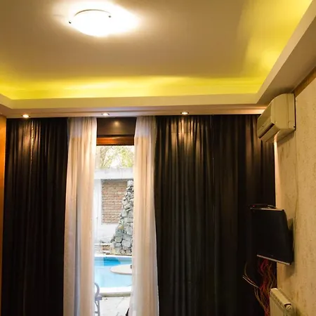 Senjak 4* Belgrade